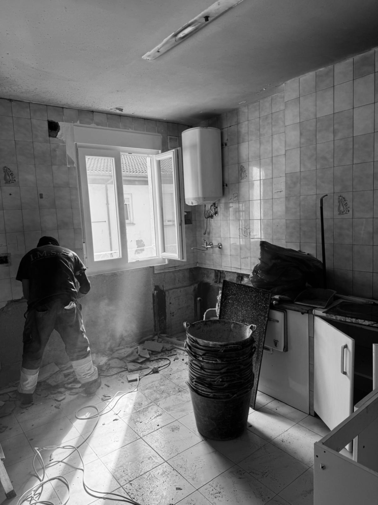 Demolición de interiores en Asturias-españa